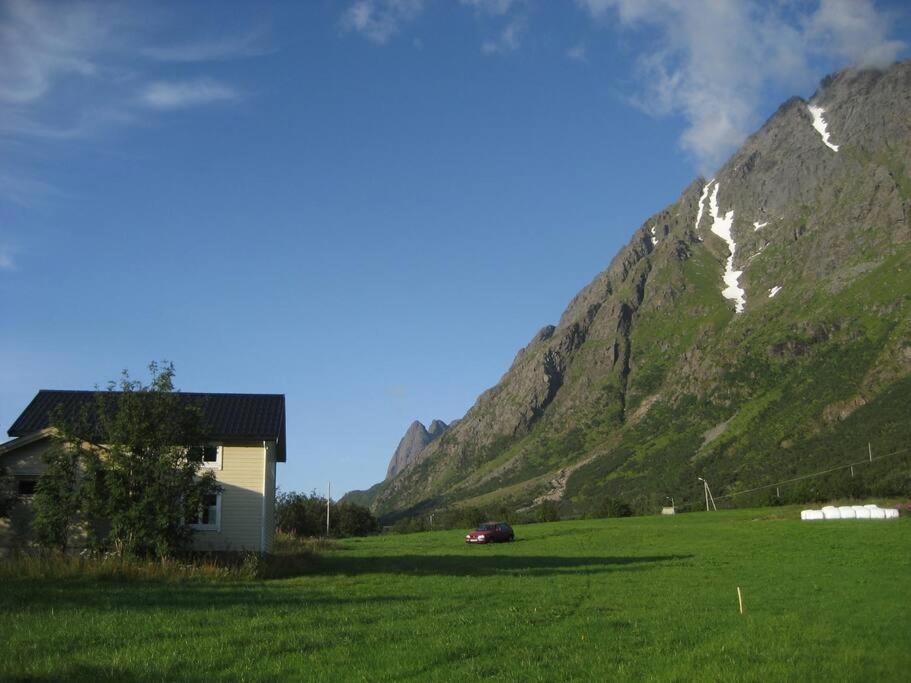 Charming House By The Sea, Lofoten! Laupstad Екстериор снимка