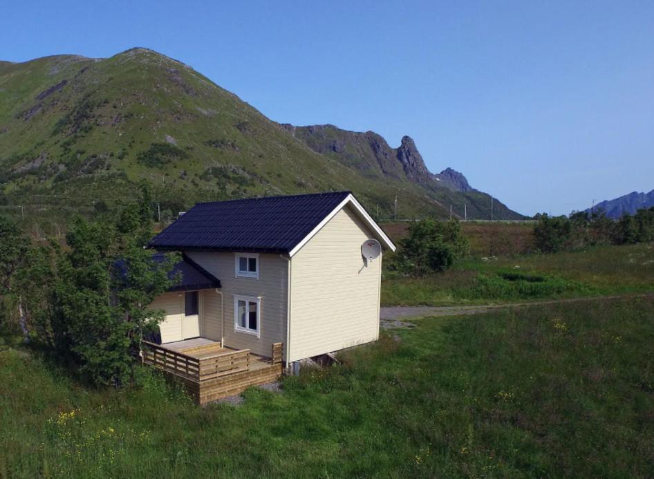 Charming House By The Sea, Lofoten! Laupstad Екстериор снимка